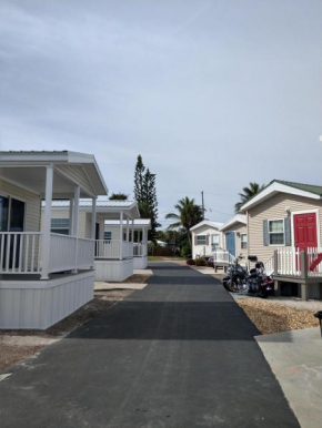 Caribbean Shores Bungalows, Jensen Beach